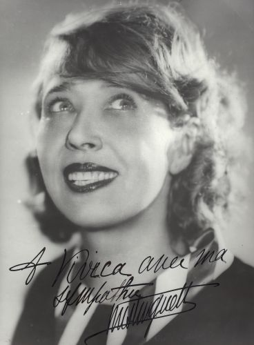 ’’Till Vivica med värme’’, av den franska stjärnan Mistinguett (Jeanne Bourgeois). 1930/40-tal.
Vivica Bandlers arkiv, Svenska litteratursällskapet i Finland.