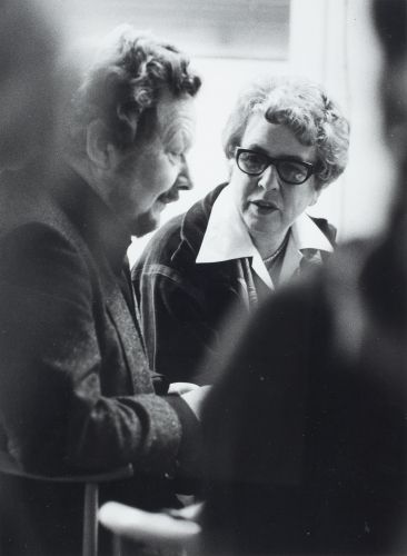 Lasse Pöysti & Vivica i Stockholm. Ca 1980. 
Foto: André Lafolie/Stockholms stadsteater. Vivica Bandlers arkiv, Svenska litteratursällskapet i Finland.